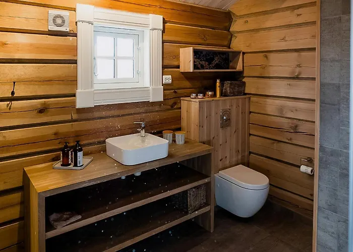 Log Cabin With Views Of Jotunheimen Mountains *