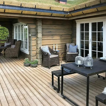 Log With Views Of Jotunheimen Mountains 度假居 *