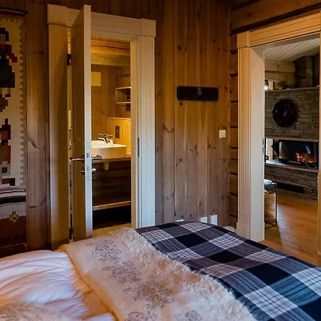 Log With Views Of Jotunheimen Mountains Gala