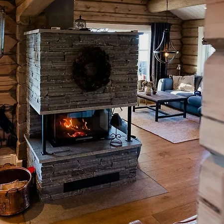 Log With Views Of Jotunheimen Mountains 度假居 Gala